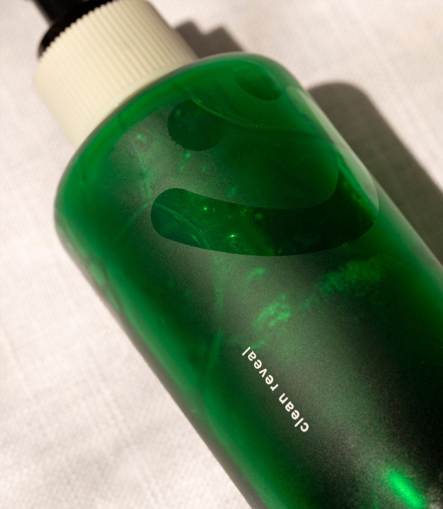 Clean Reveal close up